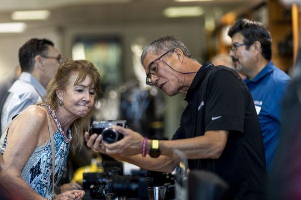 Barney Tong Fujifilm!