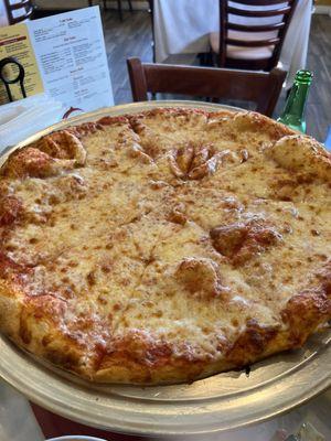 Extra large cheese pizza