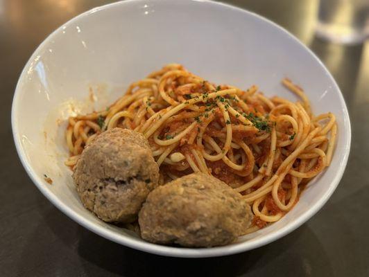 Spaghetti with meatballs