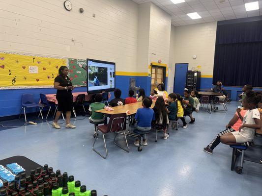 BRAVE Mentoring Program: Reading, Health, & Financial Literacy
Agenda: BRAVE Books (STEM), BRAVE Healthy Heroes, and BRAVE Bucks Programs