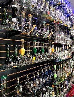 More glass bongs