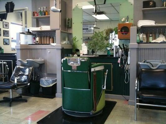 Andy's old-fashioned barber shop chair.