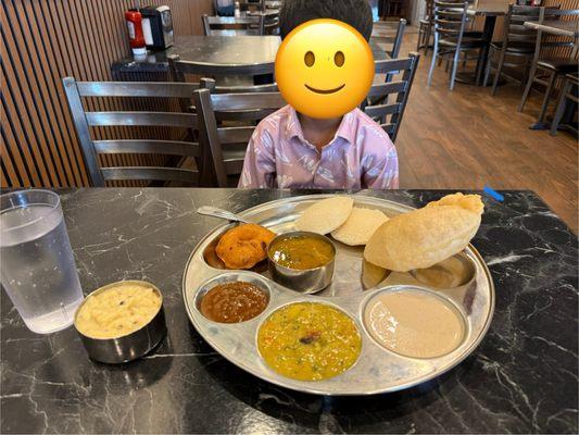 Breakfast Buffet combo was good