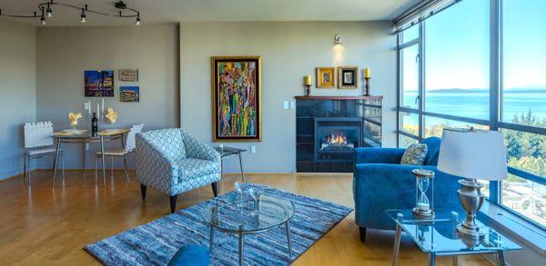 Joan Furlong - Century 21