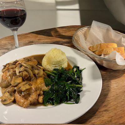 Tre Sorelle Ristorante & Pizzeria