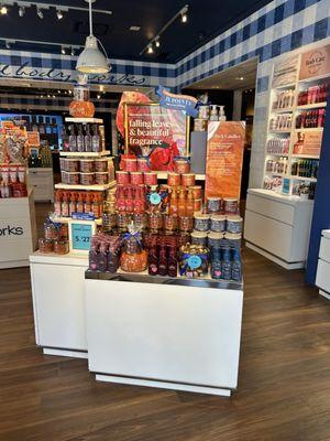 Bath & Body Works