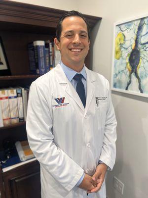 Cameron St Hilaire , MD