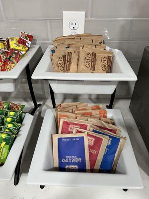 Riverbend Hotel And Cabins