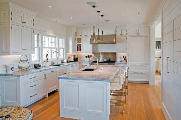 Custom kitchen and cabinet design in Columbus Ohio.