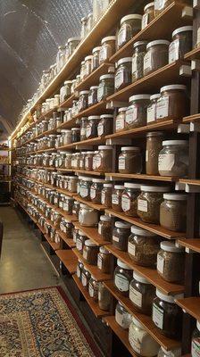 Over 300 herbs and spices to choose from.