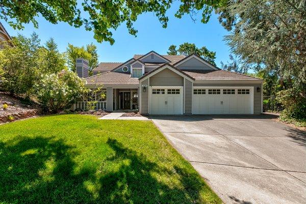 Ibis Universal Corporation