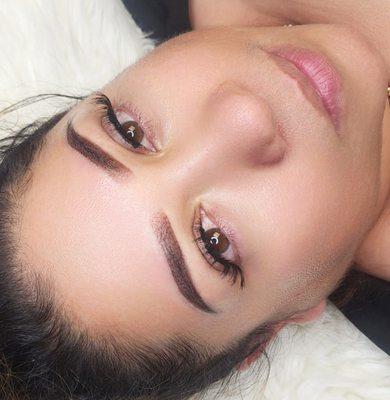 Ombre brows