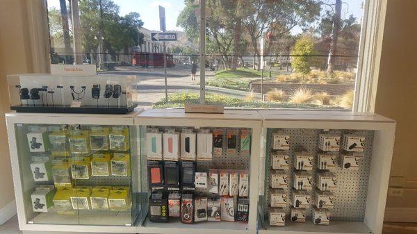 Cables of all sizes for iPhones and Androids, power banks, car mounts, magnetic cables, international wall chargers, USB hubs and more.