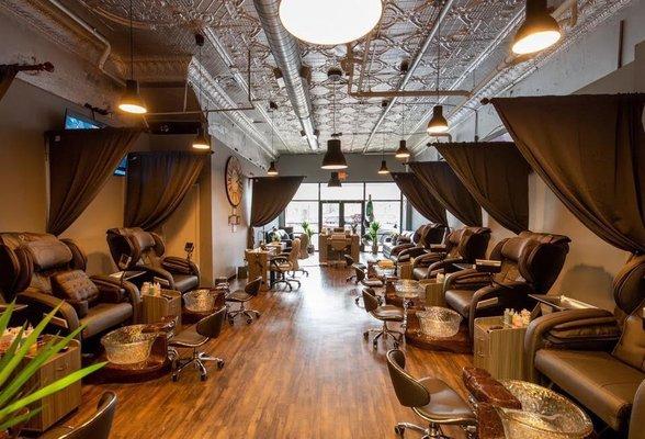 The TimeOut Chair Male Grooming Spa