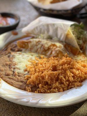 Combination plate chicken taco and chicken enchilada