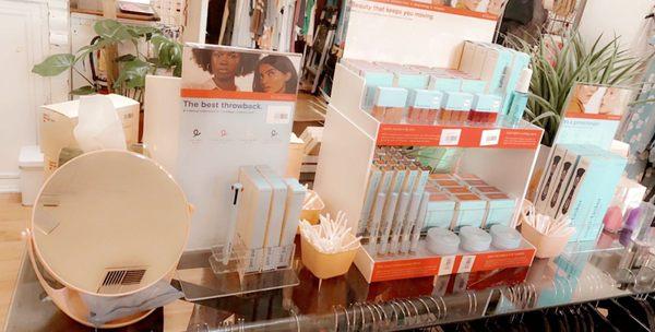 Makeup for woman on the go!