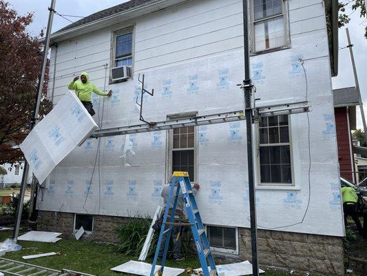 Pinnacle Roofing & Construction