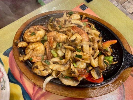 Shrimp fajitas.