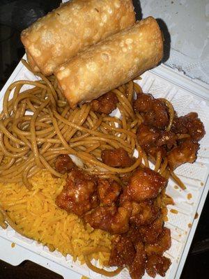 Noodles and Fried Rice, General Tso'S Chicken, Sesame Chicken, and veggie Egg Roll
