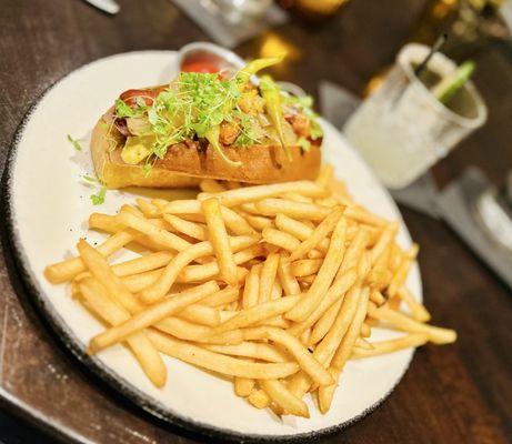 Upstairs at the Gwen