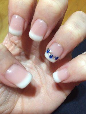 SO IN LIVE WITH MY NAILS!!!!!!!