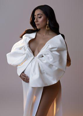 Twists and Knots By Court