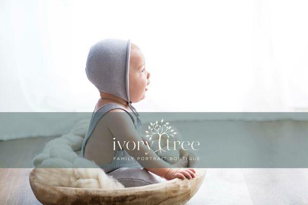 We coo with newborns, smash cakes with 1 year olds, chase after kids, laugh with teens and love with families.