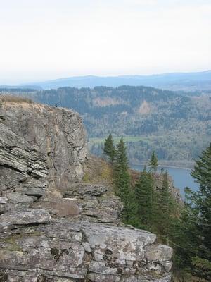 Angel's Rest Hiking Trail