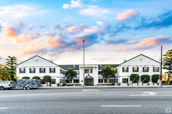 11600 Washington place plaza