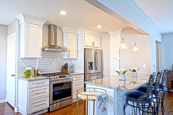Shaker White cabinets