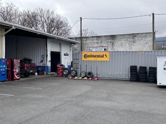 JD Tire and Auto