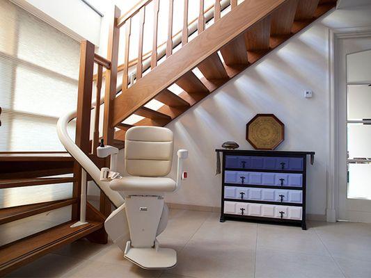 Freecurve Stairlift