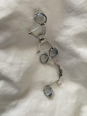 Palatal expanders fell out after placement -- which displays the poor quality of work performed at Smiles on Randolph
