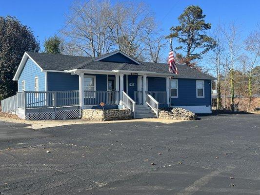 L A Healthcare & Associates