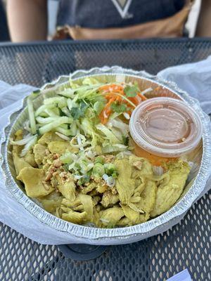 Curry Chicken Vermicelli Noodles Bowl - Bun