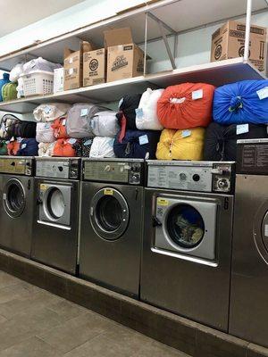 Full and self service laundry