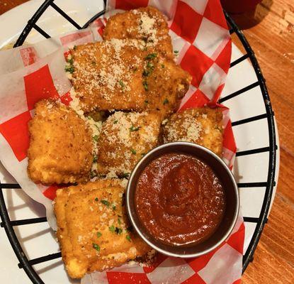 Main St Pizzeria and Beer Garden