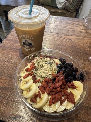 Garden Acai Bowl