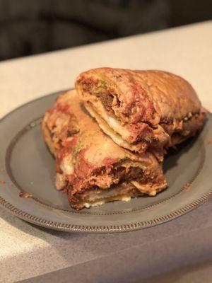 Capones Italian eatery