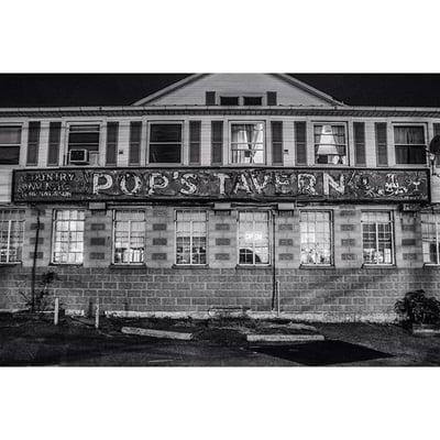 Pop's Tavern