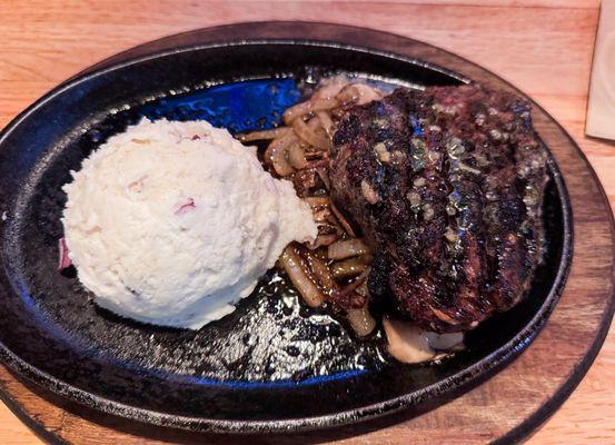 Applebee's Grill + Bar