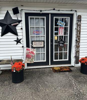 Front door of Nina's Treasures