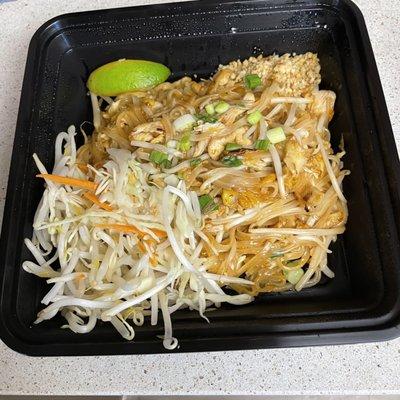 Pai Thai Fried Rice w/ chicken