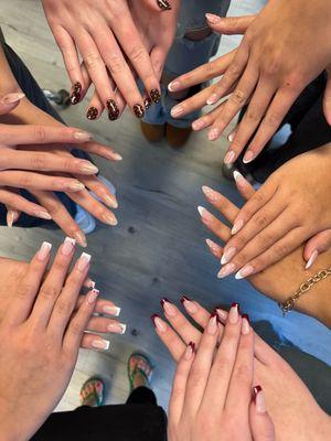 15th Birthday at Chanails Spa was a huge success. A great time was enjoyed by all. Thank you Tiffany.
Happy New Year!
Lien