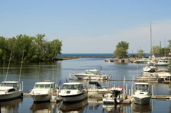 Ernst's Lake Breeze Marina