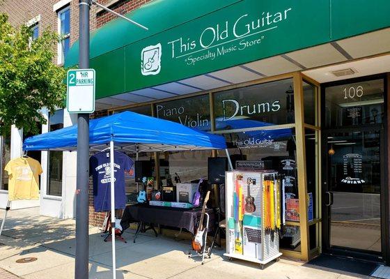 This Old Guitar Music Store