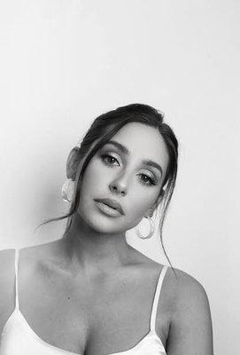 Permanent makeup artist, Sloane