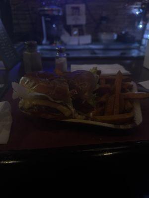 Excellent burger and sweet potato fries.