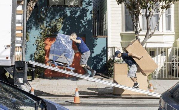 Fast and Quality Moving