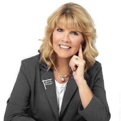 Colleen Couse, REALTOR | Couse2House Team